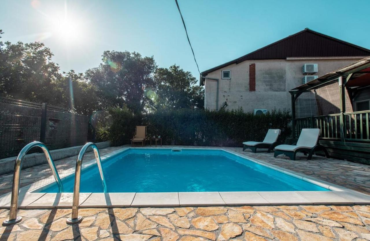 Family Friendly Apartments With A Swimming Pool Pakostane, Biograd - 18980 Exterior foto